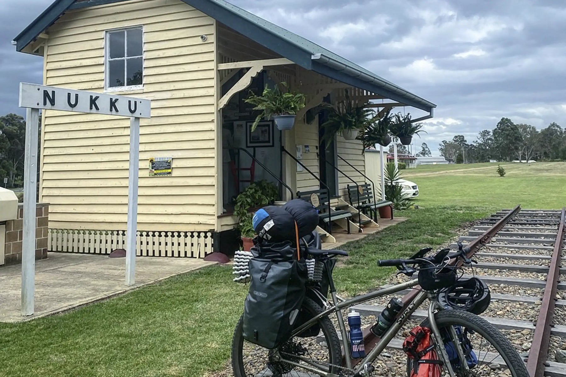 BACK COUNTRY CUISINE AUSTRALIA - THE GREAT QUEENSLAND RAIL TRAIL